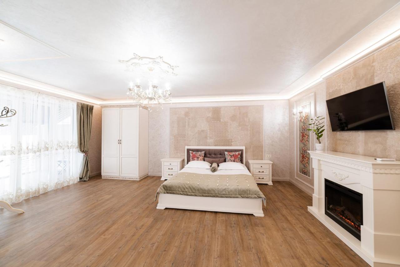 Vip Apartment On Duhnovicha Street .Free Parking. Užhorod Exteriér fotografie